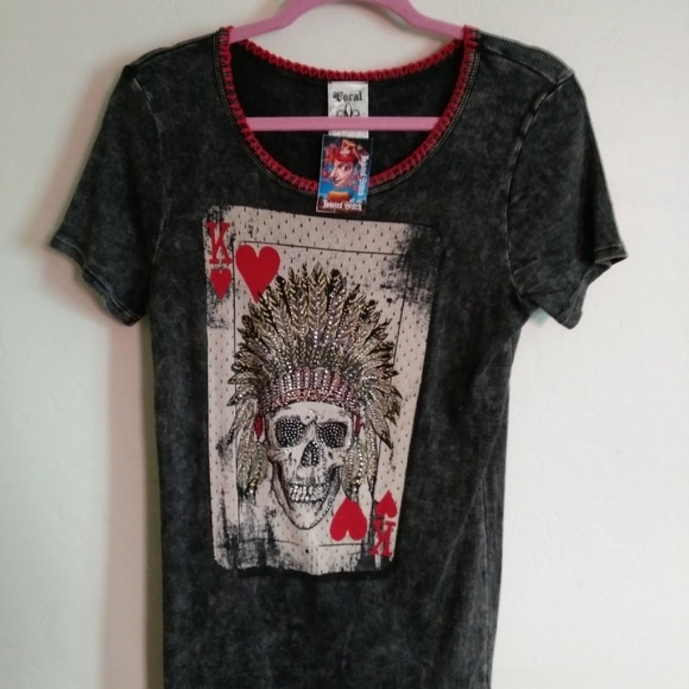 Chief of Hearts tee